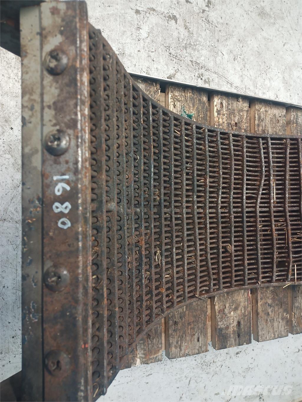 CASE 1680 Accesorii combine agricole