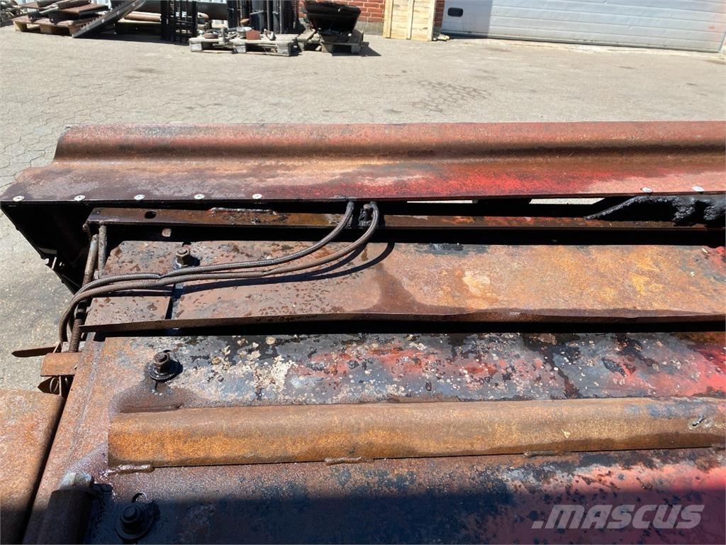 CASE 1680 Accesorii combine agricole