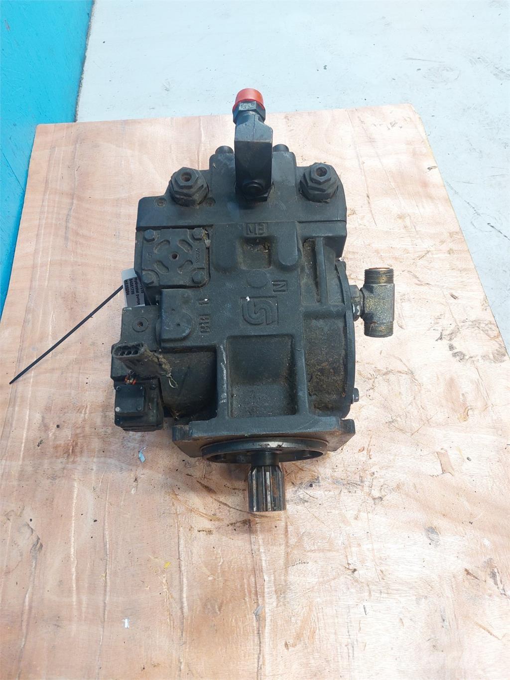 CASE 7010 Hidraulice