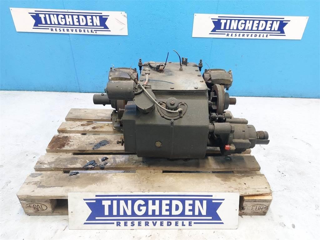 CASE 7010 Transmisie