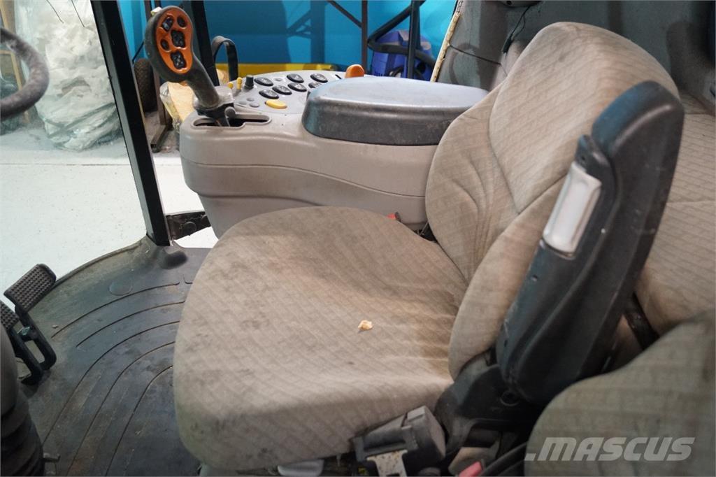 CASE 8010 Cabine si interior