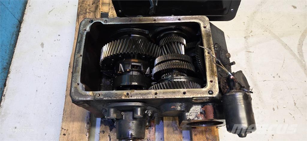 CASE 8010 Transmisie