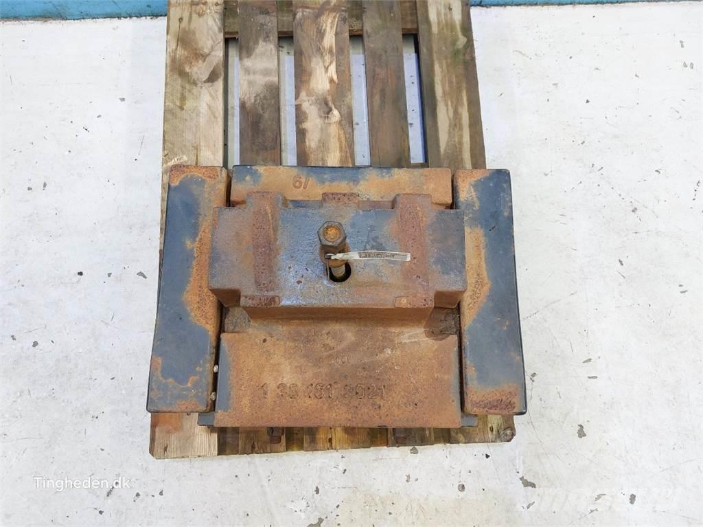 CASE CVX 120 Greutăți față