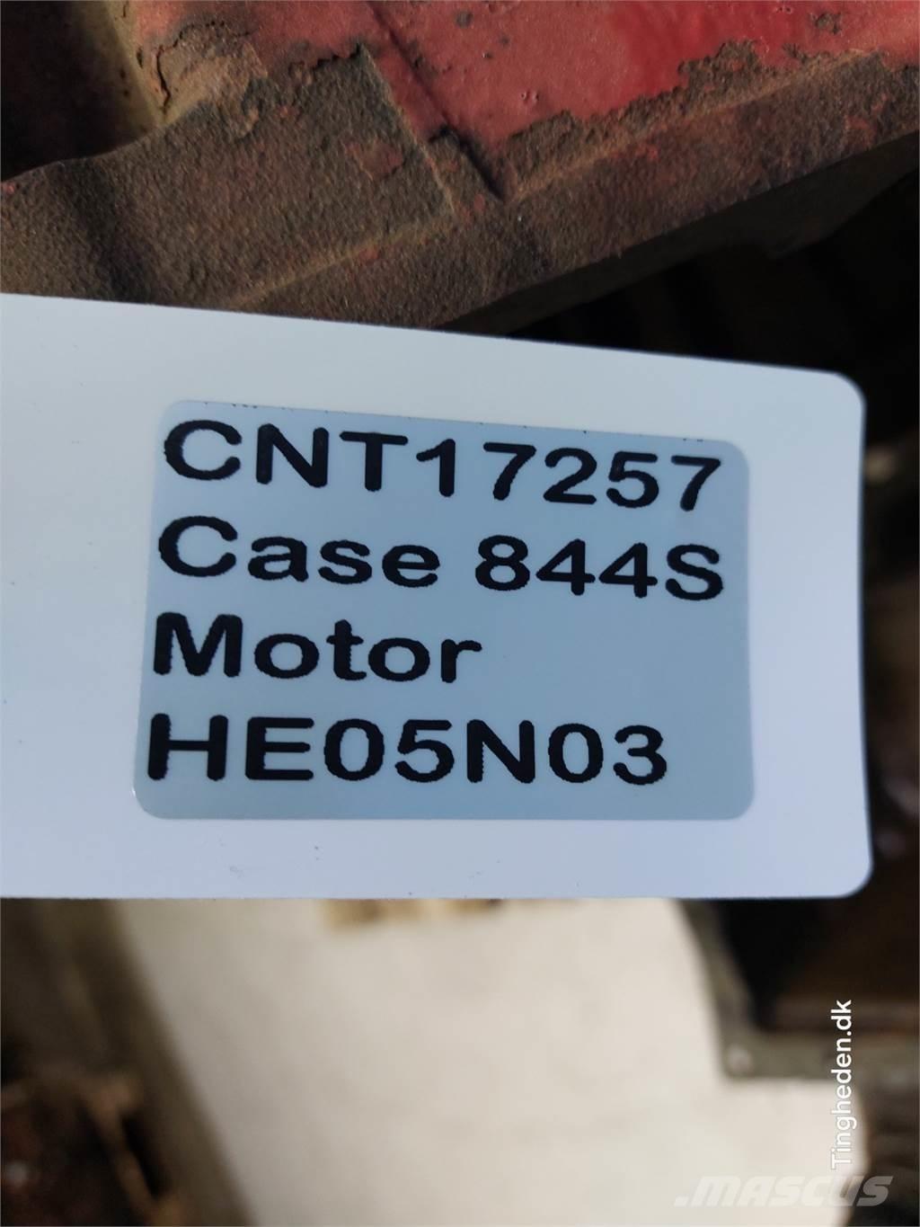 CASE D268 Motoare