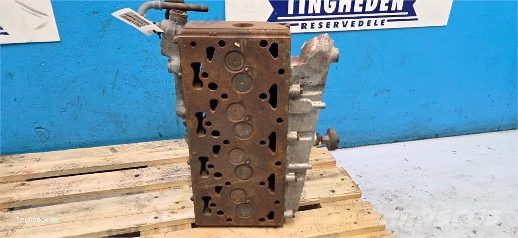 CASE D268 Motoare