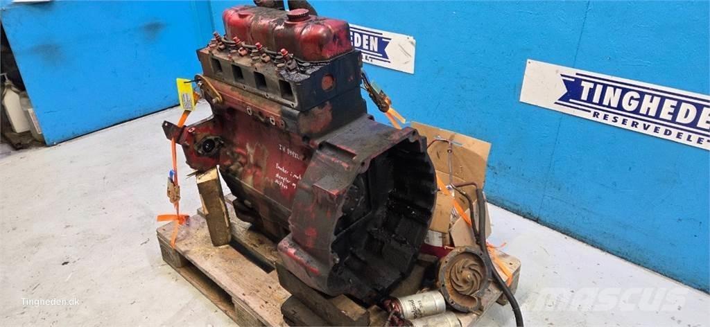 CASE D268 Motoare