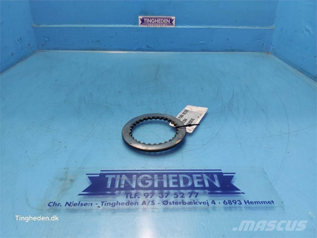 CASE Puma 185 Transmisie