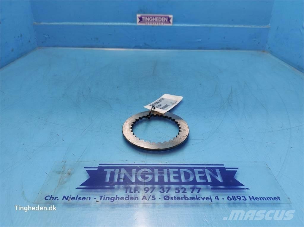 CASE Puma 185 Transmisie