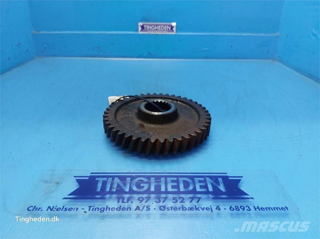 CASE Puma 185 Transmisie