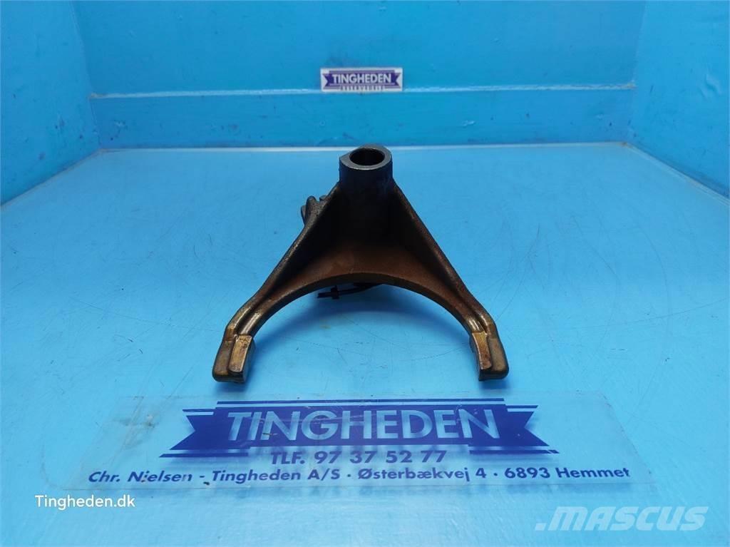 CASE Puma 185 Transmisie