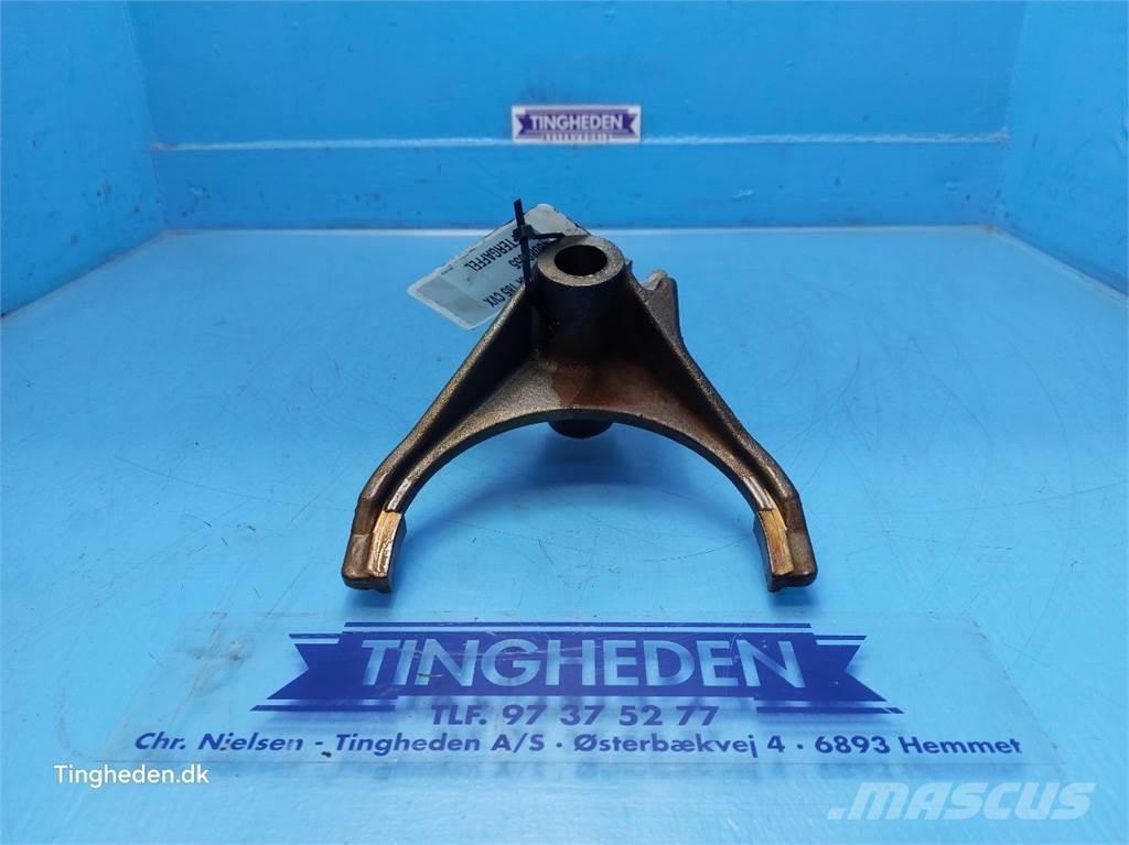 CASE Puma 185 Transmisie