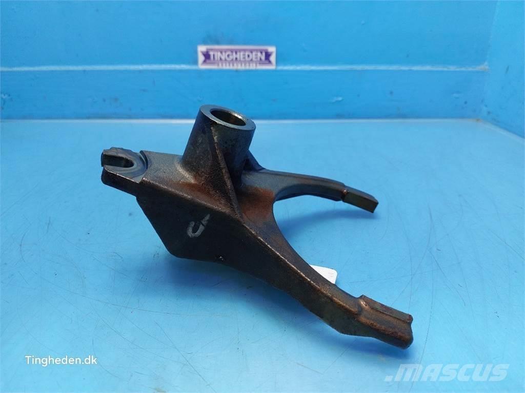 CASE Puma 185 Transmisie