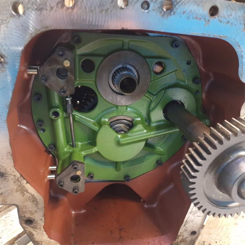 CLAAS Axion 840 Transmisie