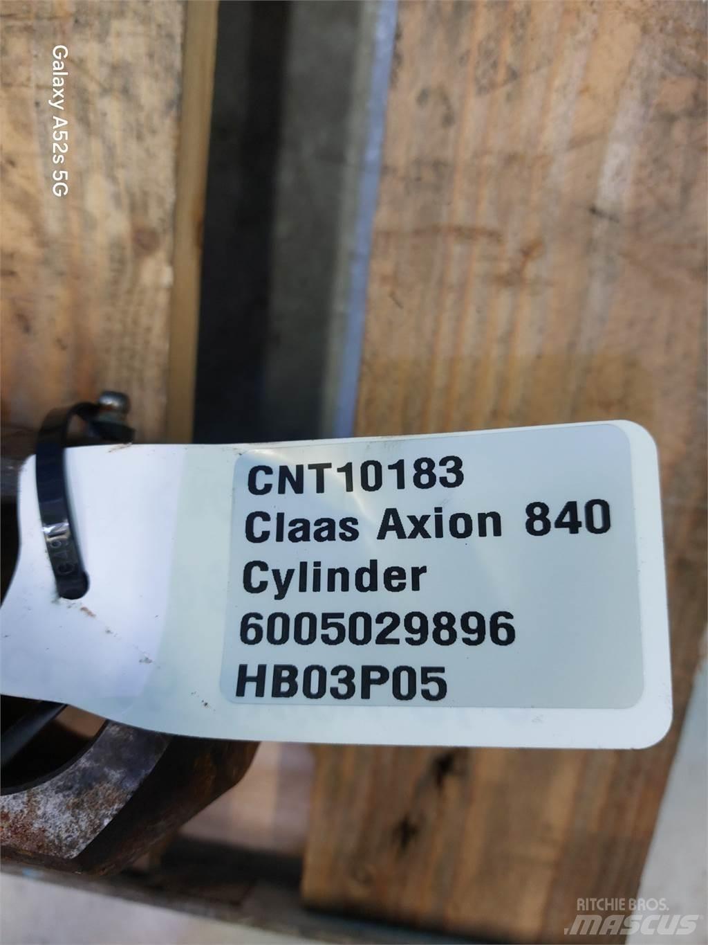 CLAAS Axion 840 Hidraulice
