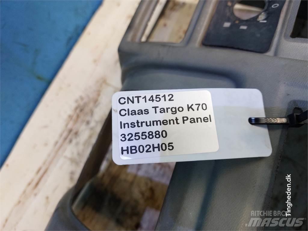 CLAAS Targo K70 Cabine si interior