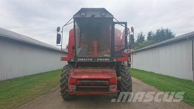 Deutz-Fahr M2680 Combine de secerat