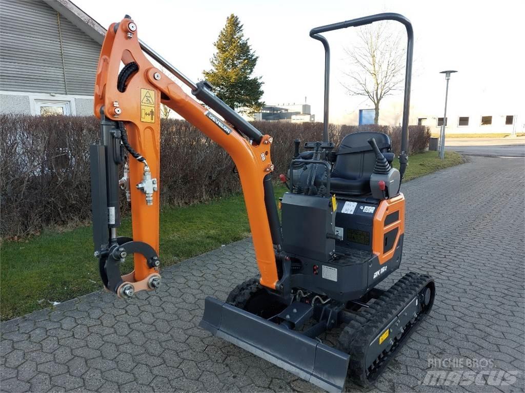 Develon DX10-7 Mini excavatoare < 7t