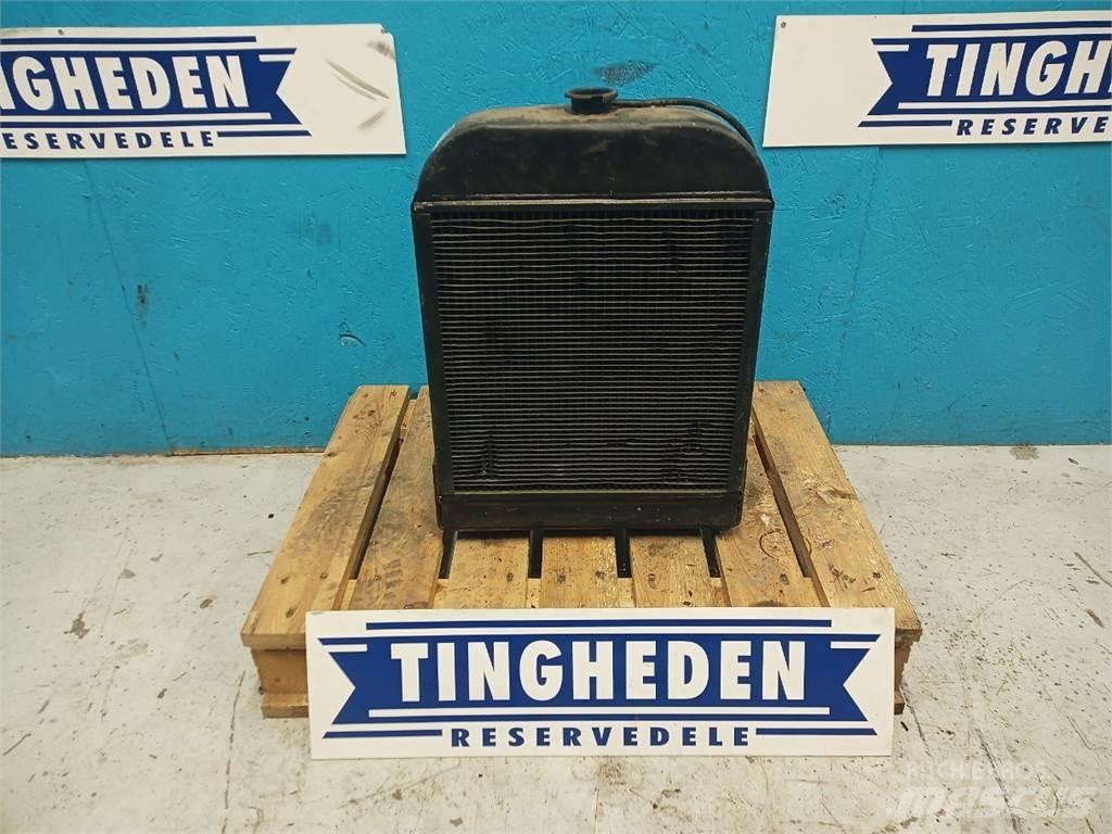 Dronningborg 900 Radiatoare