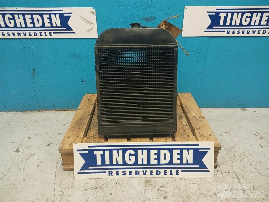 Dronningborg 900 Radiatoare
