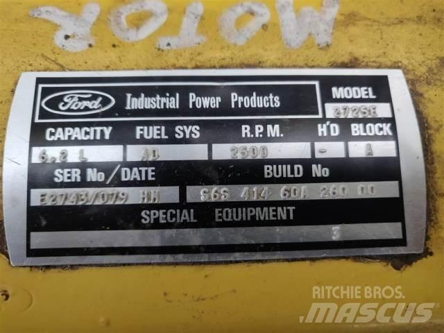 Ford 2725E Motoare