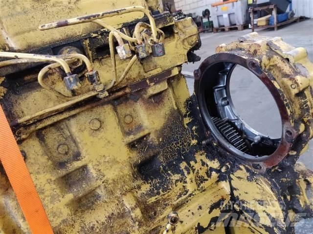 Ford 2725E Motoare