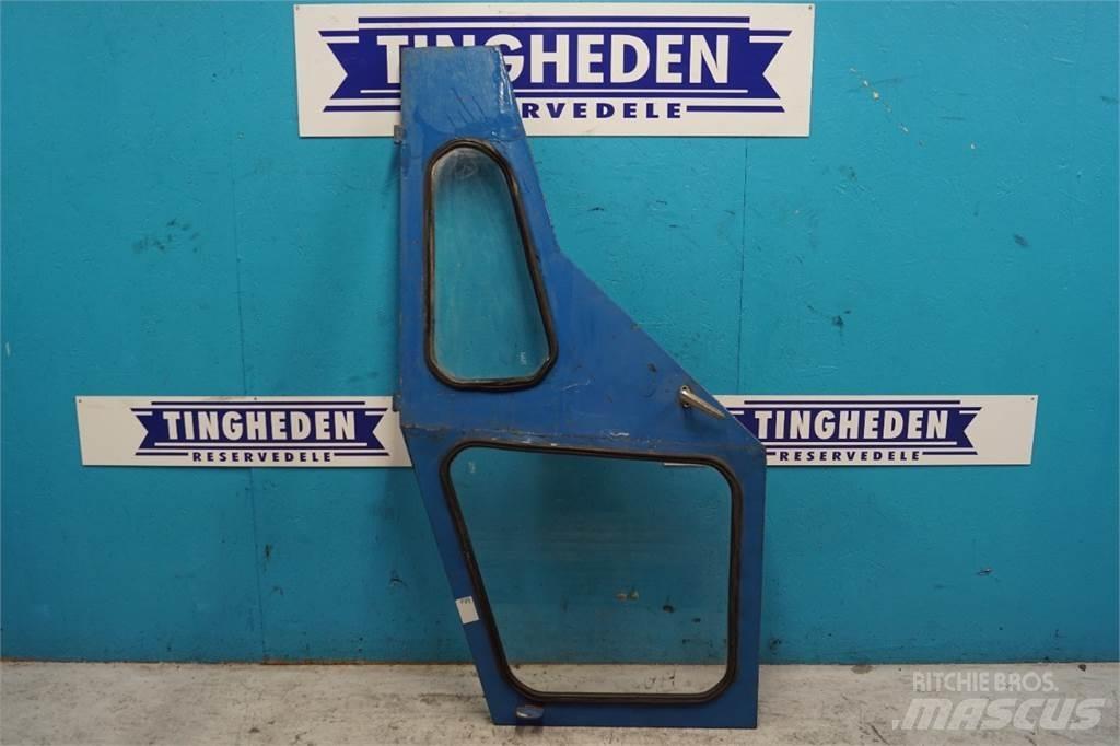 Ford 4000 Cabine si interior