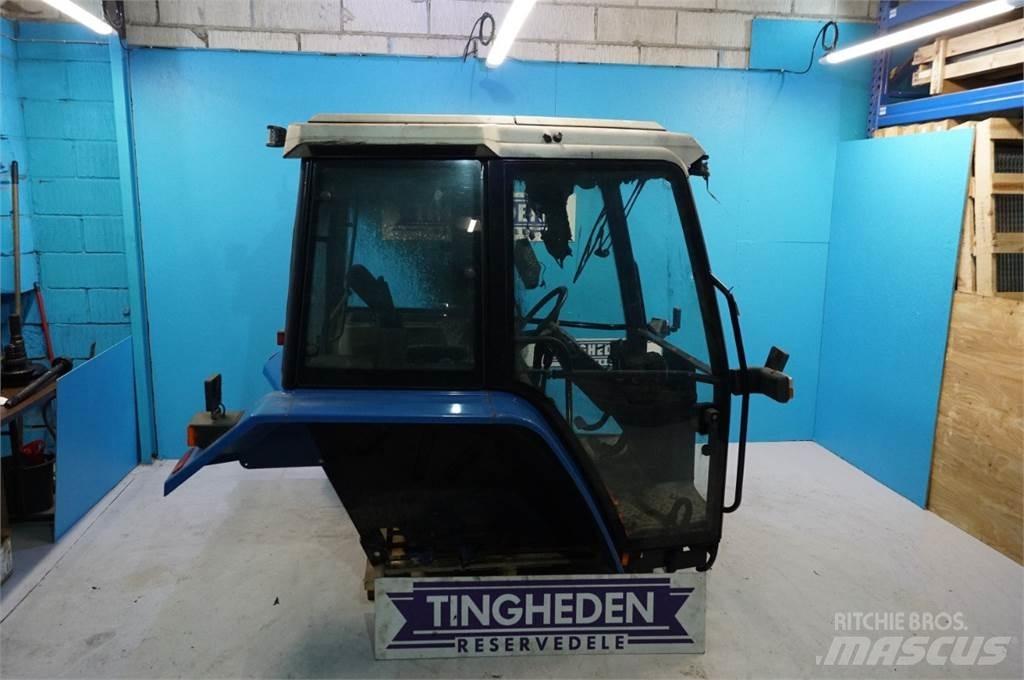 Ford 6640 Cabine si interior
