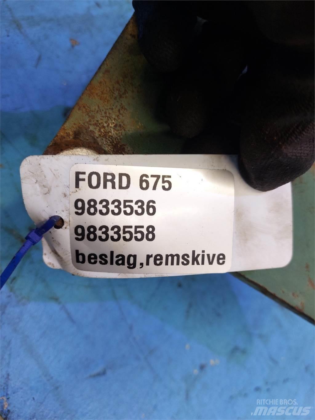 Ford 675 Motoare