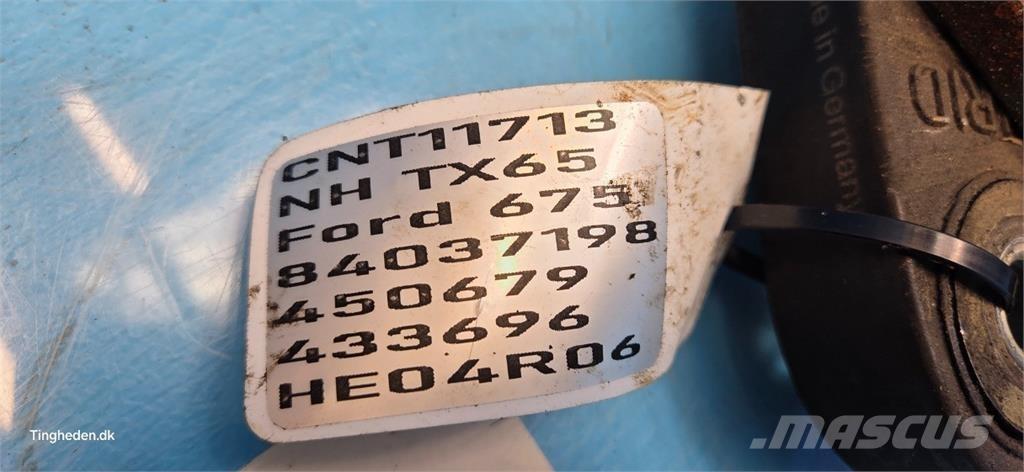Ford 675 Motoare