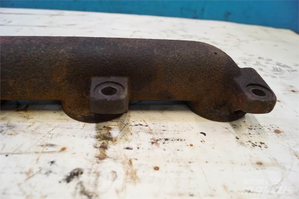 Ford 675TA Motoare