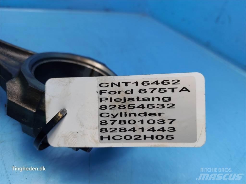 Ford 675TA Motoare