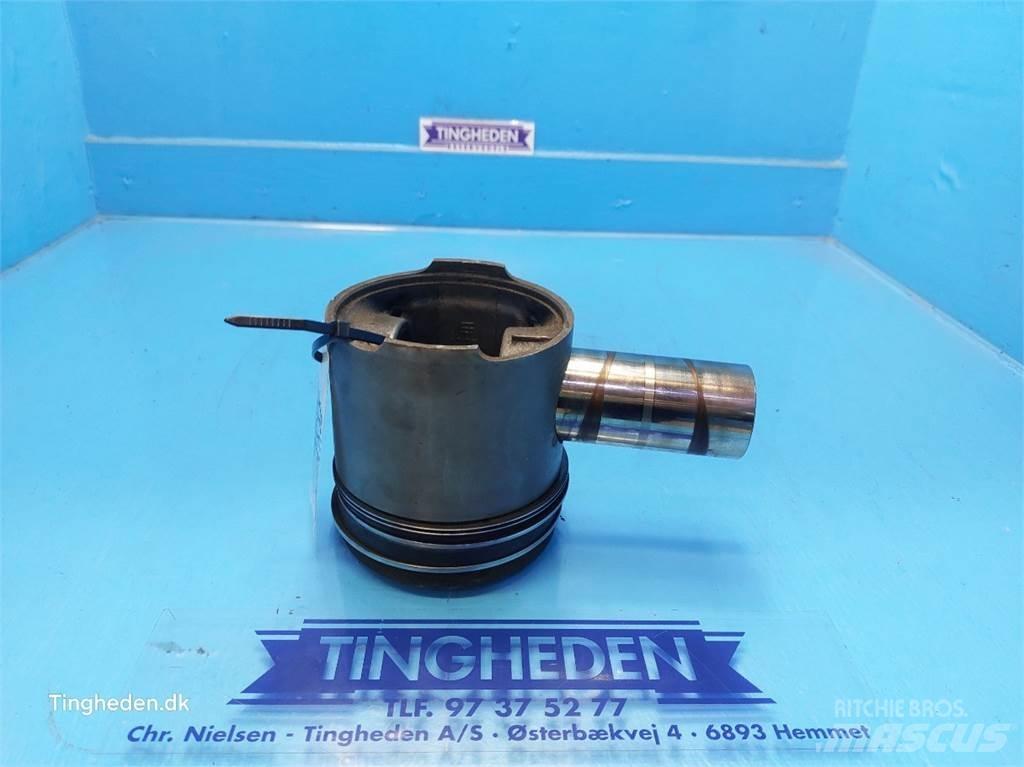 Ford 678 HT Motoare