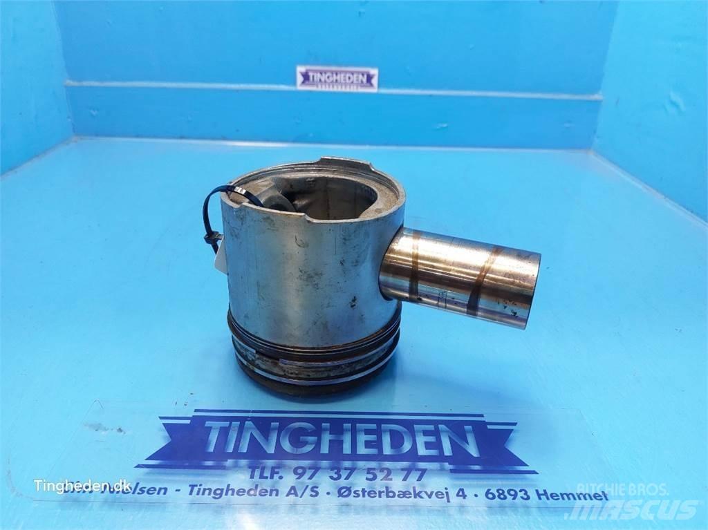 Ford 678 HT Motoare