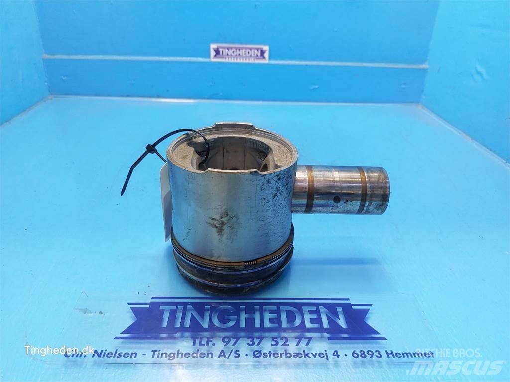 Ford 678 HT Motoare