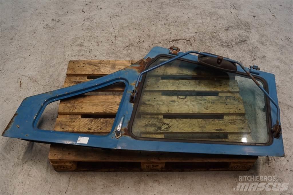 Ford 7600 Cabine si interior