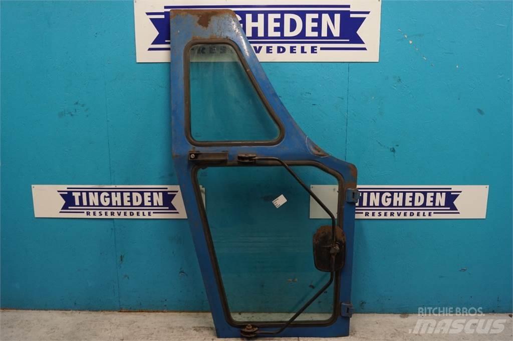 Ford 7710 Cabine si interior