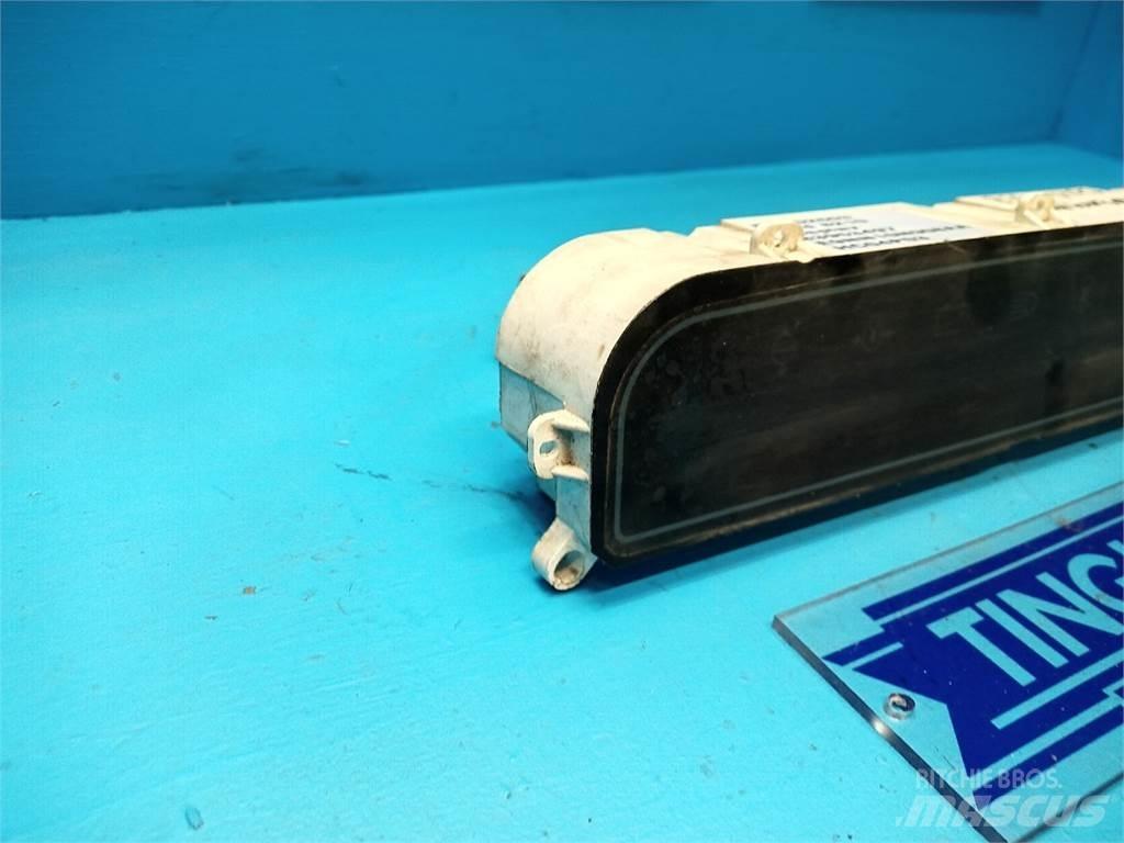 Ford 8210 Electronice
