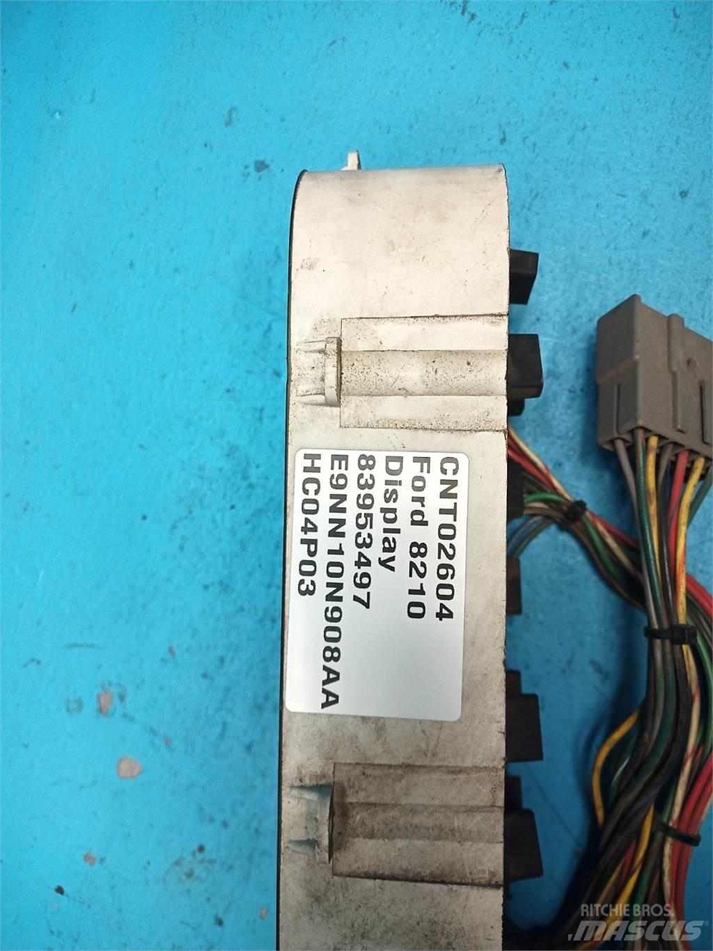 Ford 8210 Electronice