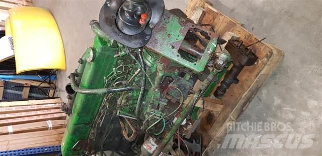 Ford 826F Motoare