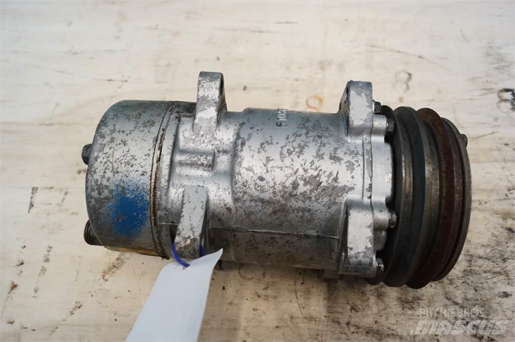 Ford 8630 Radiatoare
