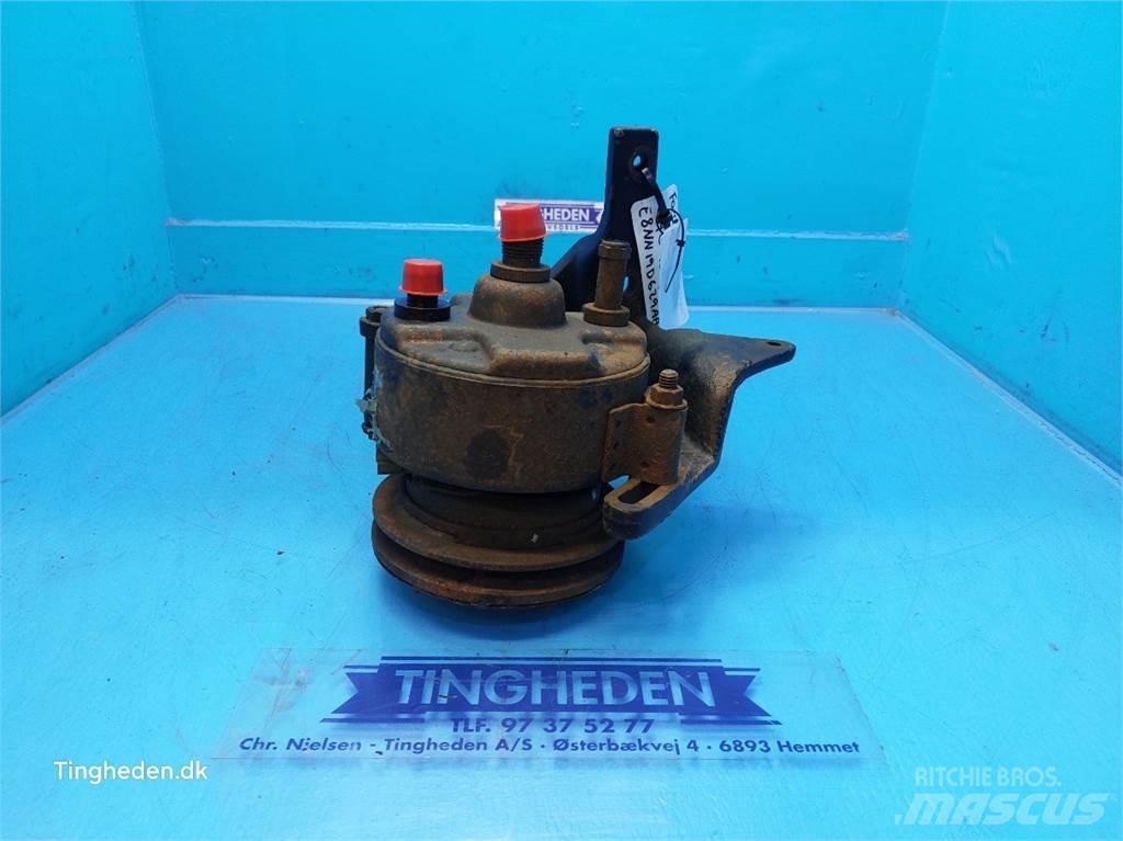 Ford TW15 Radiatoare