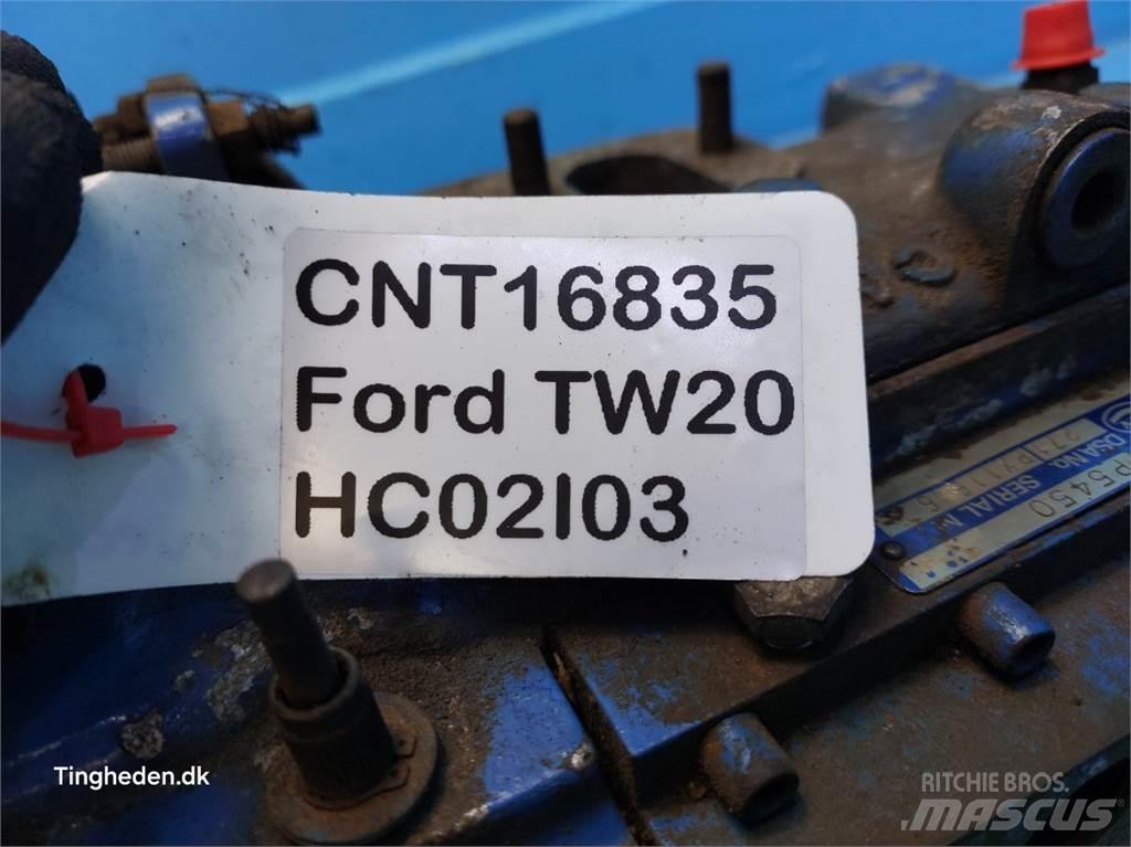Ford TW20 Motoare