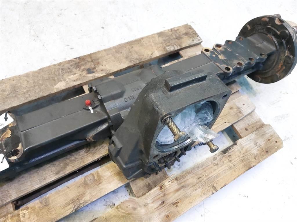 Gehl AL750 Axe