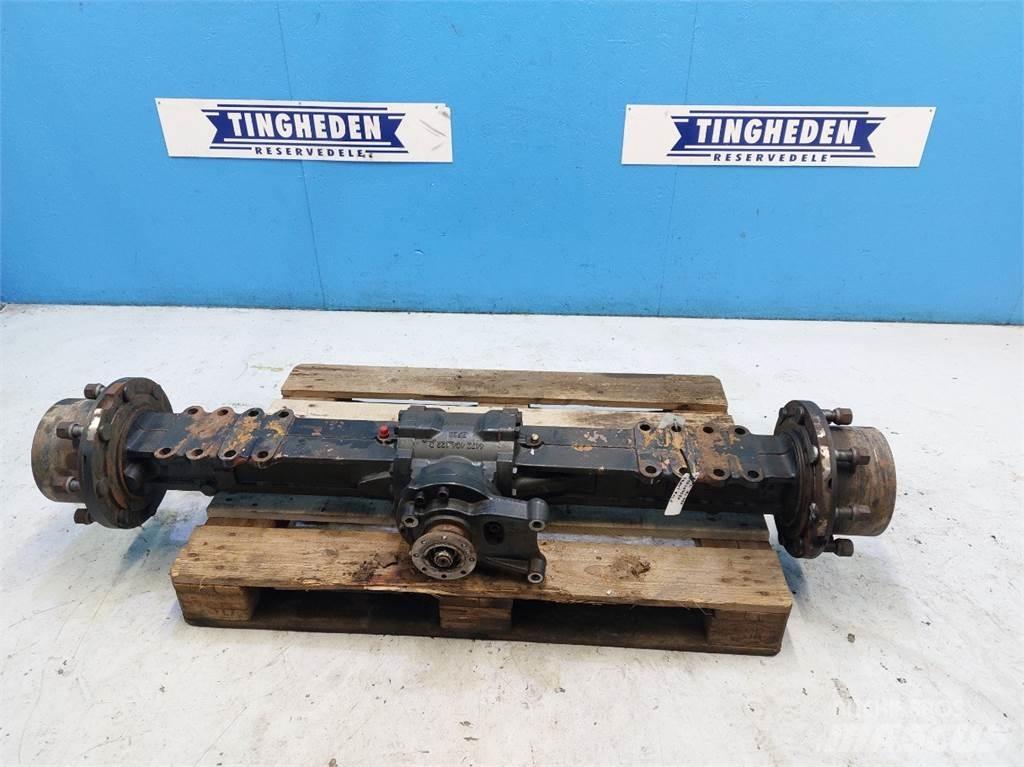 Gehl AL750 Axe