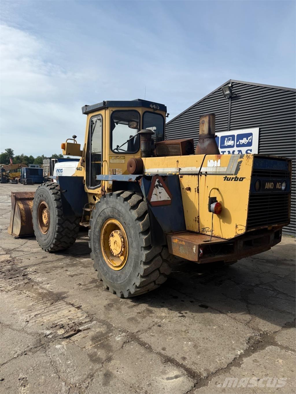 Hanomag 44D Incarcator pe pneuri