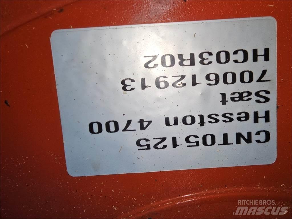Hesston 4700 Alte echipamente pentru nutret