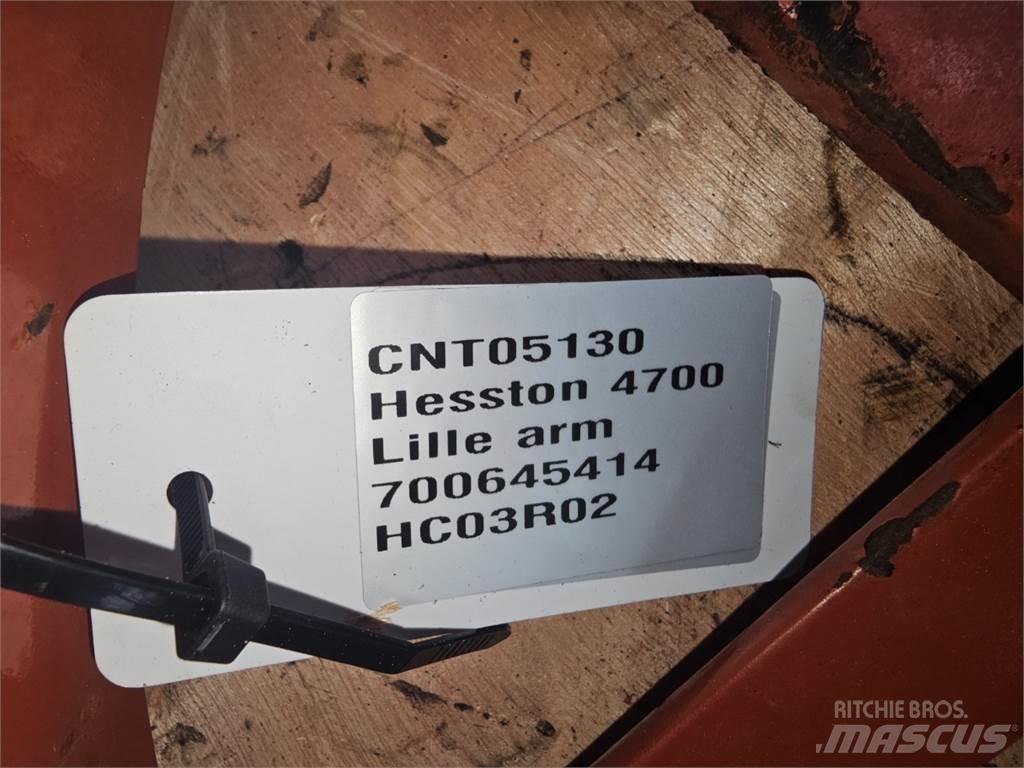 Hesston 4700 Alte echipamente pentru nutret