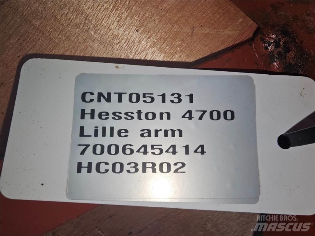 Hesston 4700 Alte echipamente pentru nutret