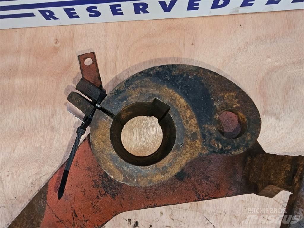 Hesston 4700 Alte echipamente pentru nutret