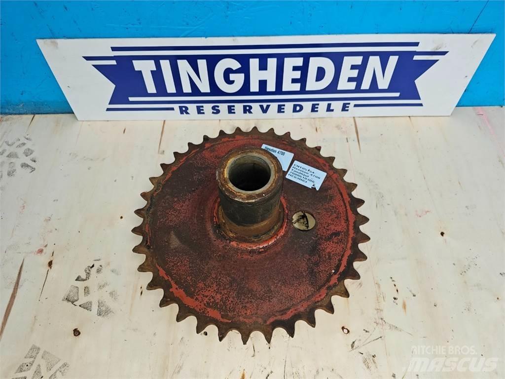 Hesston 4700 Alte echipamente pentru nutret